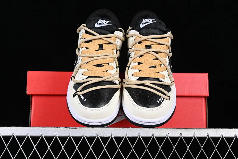 All categories Nk SB Dunk series Nk SB Dunk Low low-top sneakers Nk Dunk Low strap customization SB smashed backboard fashion casual sneakers DV0831-002